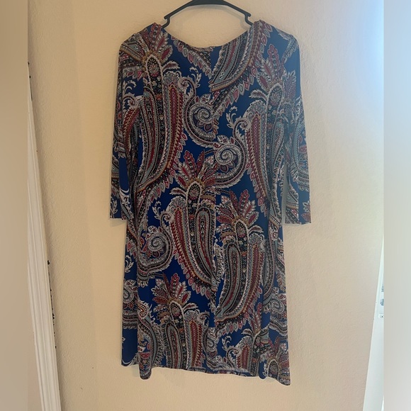 Dress - Picture 2 of 2